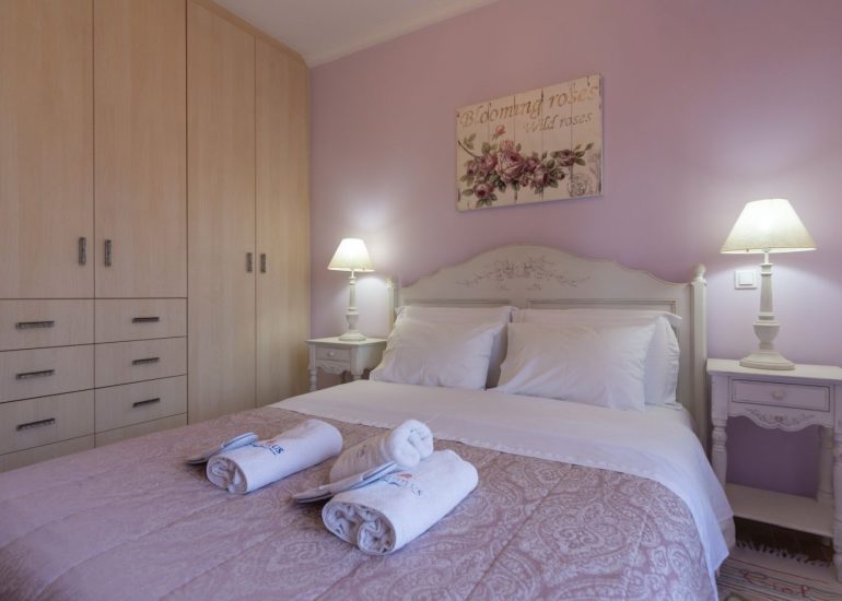 Deluxe King Suite with Balcony
